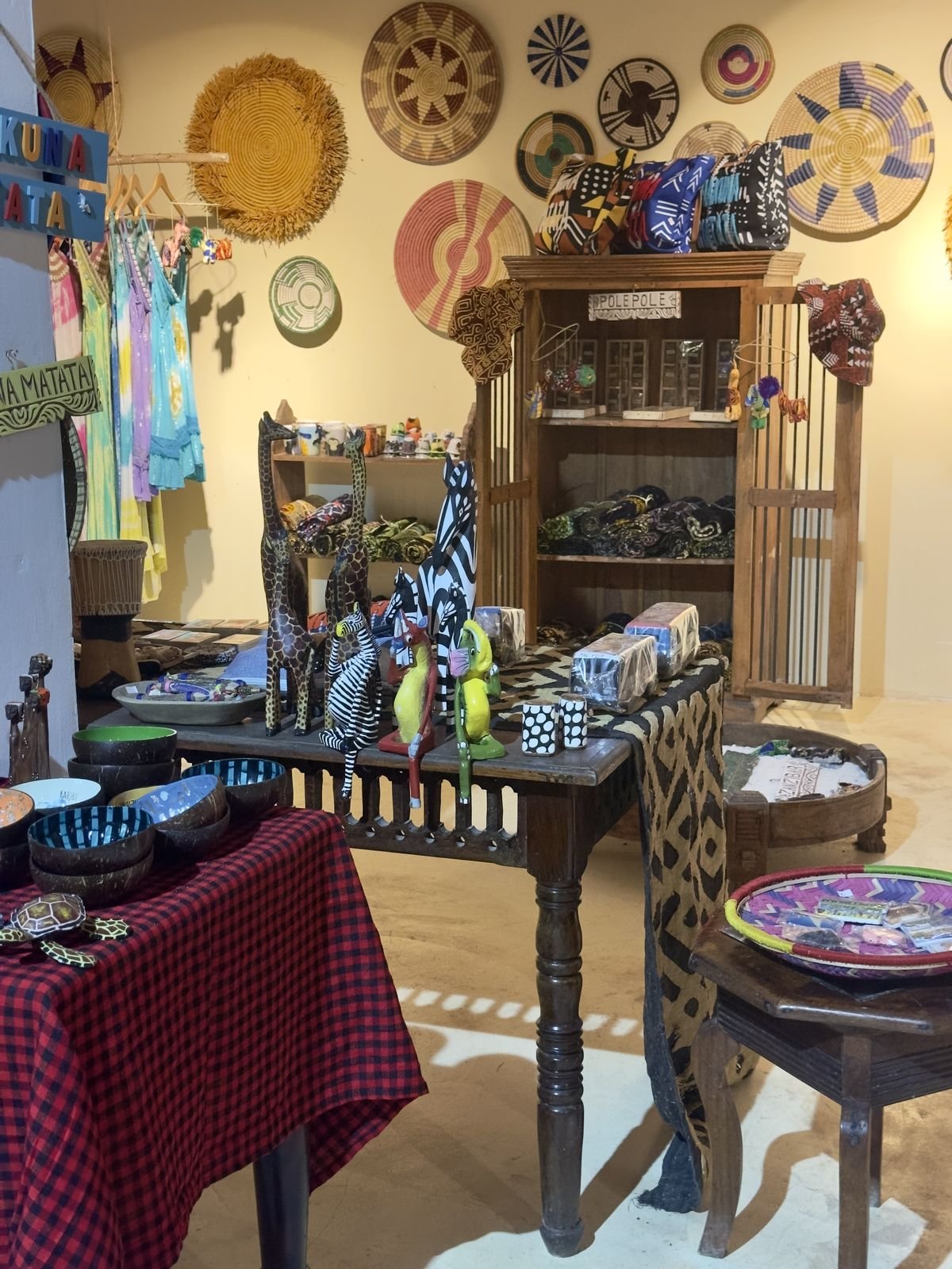The Kasha Boutique with Zanzibari crafts, carvings, baskets and textiles